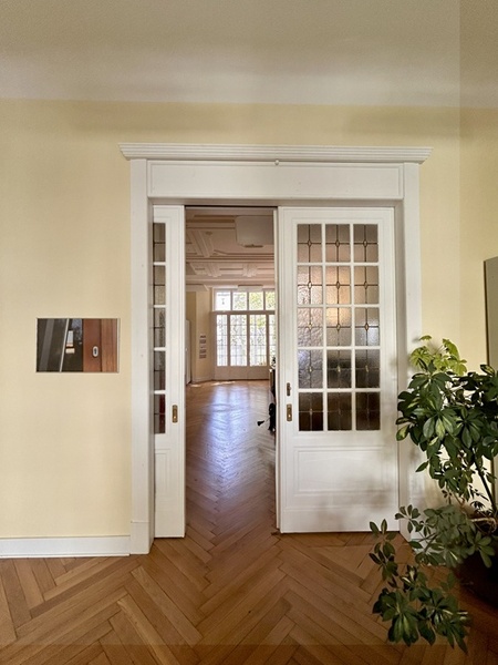 Sonnendurchflutete möblierte Büroräume im Altbau zentrumsnah [2]