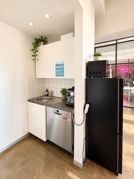 Furnished team office for 12 in Berlin-Kreuzberg | 79 m² all-inclusive