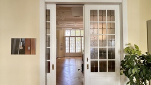 Sonnendurchflutete möblierte Büroräume im Altbau zentrumsnah [2]