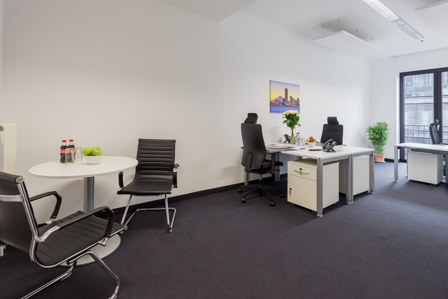 Helles Büro im Herzen Berlins - Office Space - Büroraum