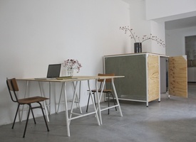 Work desks in shared office near Helmholzplatz