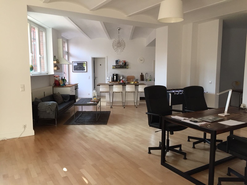 CoWorking / Shared Desk in the Castle of Berlin