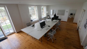 Permanent desk in quiet shared office with garden – Friedrichshain