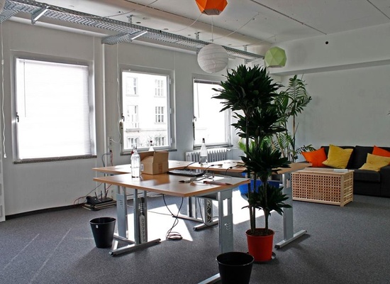 ***CoWorking Space near Alexanderplatz***