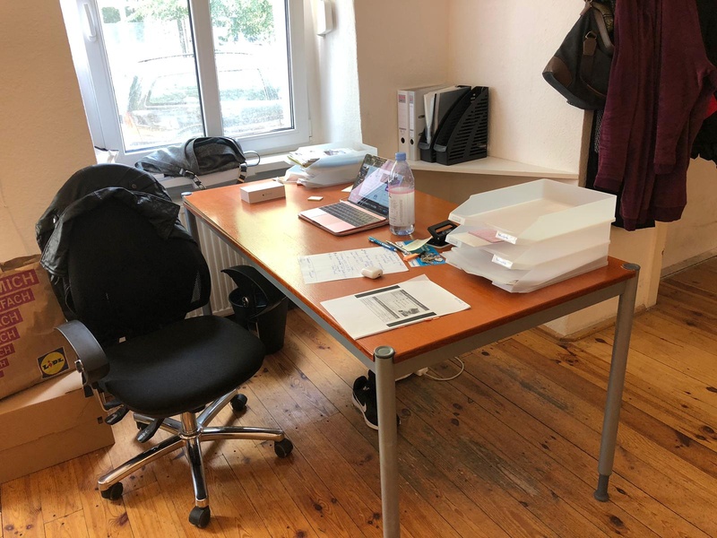 Office or Table in central location in Prenzlauer Berg