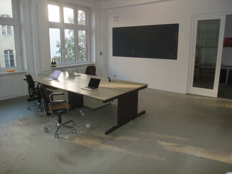 Arbeitsplatz in 280m² Bürogemeinschaft