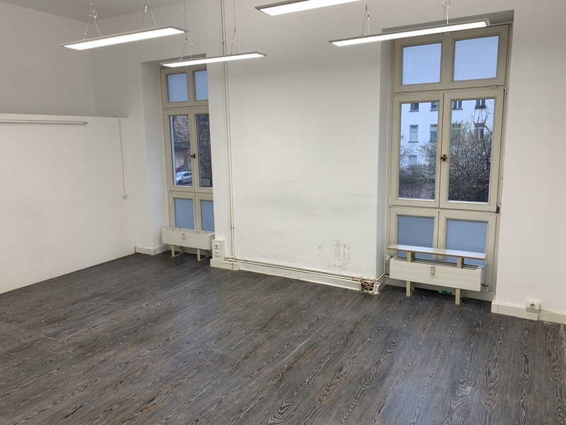 Beautiful office with two rooms centrally located in Mitte (65sqm)