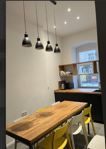 Office in Prenzlauer Berg Winsstr with heated basement