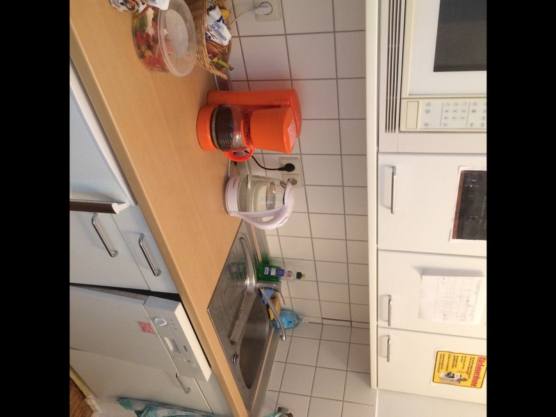 Beautiful Room: 25m², Berlin Mitte, Rosenthaler Platz, WiFi, Cleaning Service