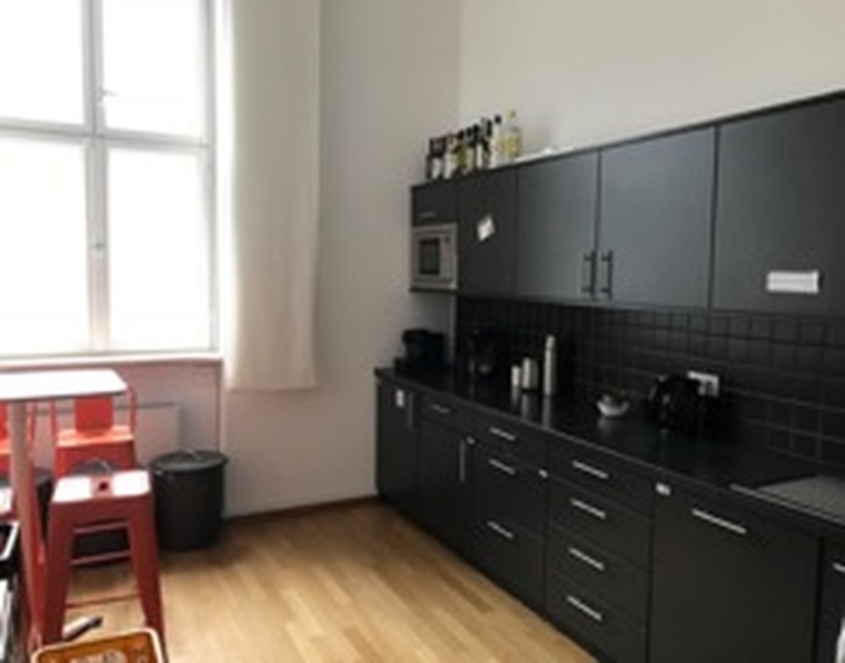 Fitted shared office, in close proximity to Potsdamer Platz